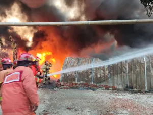 Lapak Rongsok di Jatibening Terbakar, Ini Penyebabnya