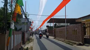 Kain Merah Putih Sepanjang 750 Meter Terbentang di Jalan Rawa Mulya Mustikajaya