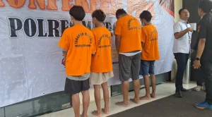 4 Orang Pengoplos Gas LPG 3 Kg di Tambun Dibekuk Polisi