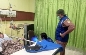 Jelang Pilkada 2024, Petugas Perekam E -KTP “Jemput Bola” Warga Dirawat di Rumah Sakit