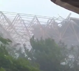 Atap Stadion Wibawa Mukti Bekasi Ambrol Tersapu Angin dan Hujan Deras