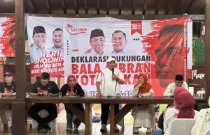 Relawan Bara Gibran Deklarasikan Dukungan untuk Pasangan Heri Koswara dan Sholihin