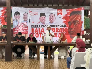 Relawan Bara Gibran Deklarasikan Dukungan untuk Pasangan Heri Koswara dan Sholihin