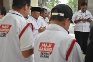 Heri Koswara Berdoa Menjelang Debat Perdana di Televisi