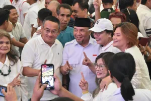 Hari Terakhir Kampanye, Heri-Sholihin Dapat Suntikan Dukungan Ribuan Umat Kristen di Kota Bekasi