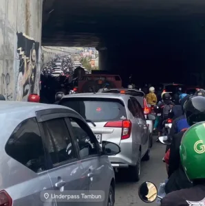 Potret Kemacetan di Underpass Tambun
