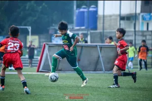 Para Bocil Menggocek Si Kulit Bundar di Lapangan Tajimalela