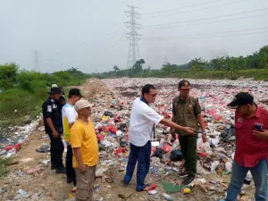 Viral TPS Liar Seluas 740 Meter di Pinggir Kali CBL Babelan