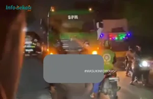 Kecelakaan di Samping Pemkot Bekasi, Pemotor dengan Truk Besar