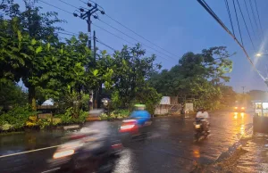 Kronologi Pengendara Motor Dibegal Saat Melintas di Jalan H. Nonon Sonthanie