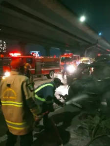 Mobil Mitsubishi Grandis Terbakar di Tol Arah Cikampek, Ini Penyebabnya