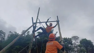 Berita Foto : Tiga Jembatan di Desa Ciemas Dibangun Pasca Bencana Sukabumi
