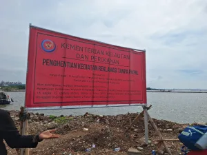 KKP Segel Pagar Laut di Perairan Bekasi