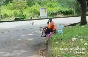 Nasib Kakek Pemotong Rumput di Cikarang Motornya Raib Dibawa Maling