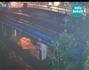 Debit Kali Bekasi Naik, Pelanggan PAM Diimbau Agar Menampung Air