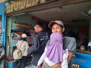Pemudik Tujuan Sumatera Mulai Padati Terminal Induk Bekasi