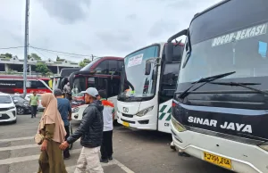 Mudik Lebaran, Keberangkatan Bus di Terminal Induk Bekasi Meningkat Jumlah Penumpang 8,43 Persen