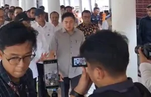 Mensos dan Seskab Sambangi Sekolah Rakyat Untuk Keluarga Miskin di Bekasi