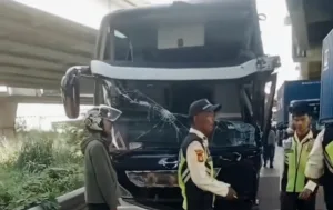 Sopir Bus Pariwisata Tabrak Sejumlah Kendaraan di Cikarang Kini Diamankan Polisi