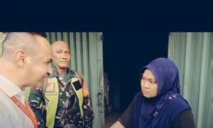 Satpol PP Kabupaten Bekasi Sosialisasi Pembongkaran Bangli ke Warga Kalibaru