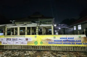 Makam KH Noer Ali Direvitalisasi, Akses Peziarah Sementara Dibatasi