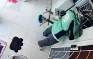 Maling Modus Ojol Bobol Rumah di Pondok Gede, Gondol Duit Rp50 Juta