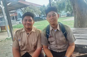Masuk Sekolah Pagi – Pagi, Siswa Bekasi Minta Kebijakan Manusiawi Untuk Rumah Jauh