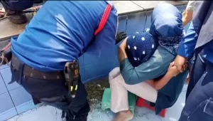 Tangan Bocah Terjepit Pipa Kolam, Damkar Turun Tangan di Kranggan Waterpark
