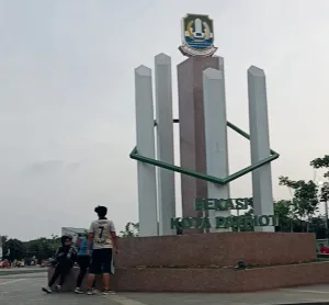 Pemkot Bekasi ‘Sulap’ Plaza Patriot Jadi Panggung Kreativitas Anak Muda di Malam Hari
