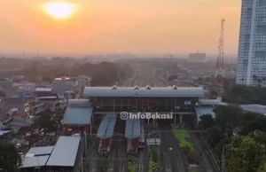 Stasiun Bekasi Dekat Bulan-Bulan, Pusat Aktivitas dan Gerbang Menuju Jabodetabek