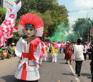 Jejak Ondel-Ondel, dari Pengusir Roh Jahat hingga Jadi Hiburan Masyarakat