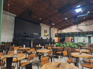 Kafe di Bekasi Putar Musik Instrumen dan Suara Alam Hindari Masalah Royalti