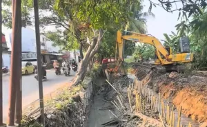 Kali di Jalan Alinda Dikeruk, Pengendara Disarankan Ambil Jalur Alternatif 