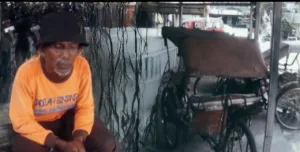 Tukang Becak Ini Kenang Masa Jaya GM Bekasi, Sekarang 2 Penumpang Saja Sudah Syukur