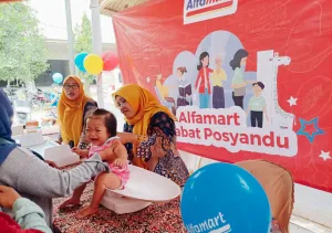 Kiprah Alfamart di Bekasi, Dukung Posyandu Lawan Stunting untuk Masa Depan Anak