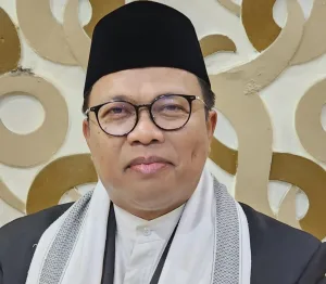 Pesantren di Tengah Pusaran Informasi, Antara Fitnah, Media dan Identitas Bangsa