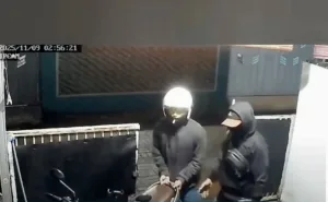 Gagal Gasak Motor di Mustikajaya, Maling Kocar-Kacir Kepergok Emak-Emak