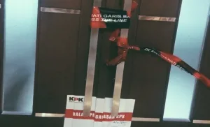 Ayah Bupati Bekasi Ade Kuswara Masuk Daftar Tujuh Orang Diamankan OTT KPK
