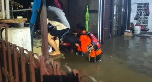 Hujan Deras Kamis Kemarin Rendam 3 Kecamatan Kota Bekasi