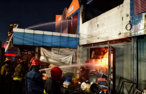 4 Ruko di Bekasi Timur Rata dengan Tanah dalam Semalam, Penyebab Korsleting dan Petir