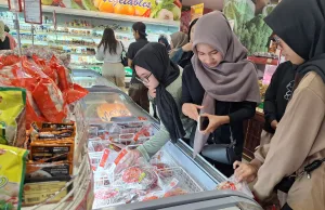 Daging Slice Jadi Primadona Anak Muda di Bekasi Sambut Malam Tahun Baru 2026