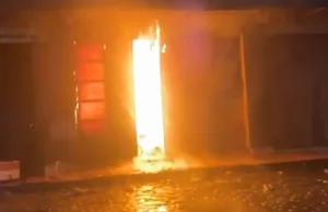 Toko Perabotan “Bang Bob” di Duren Jaya di Lalap si Jago Merah