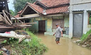 Kota Bekasi Dihantam Banjir Tak Kunjung Surut, Wali Kota Paparkan Beberapa Faktor