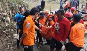 Hanyut Sejauh 2,1 KM, Galang Penarik Eretan yang Tenggelam Ditemukan Meninggal