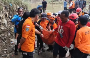 Hanyut Sejauh 2,1 KM, Galang Penarik Eretan yang Tenggelam Ditemukan Meninggal