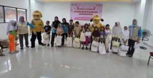 Trauma Healing Pascabanjir, Anak-Anak di Kali Baru Diajak Terapi Bermain dan Menggambar
