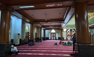Pengurus Mesjid Agung Al Barkah Siapkan 200 Takjil Selama Ramadan Buat Jemaah dan Musafir