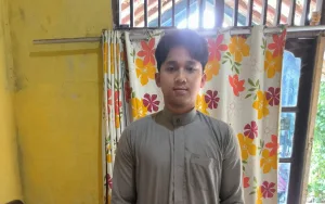 Dibalik Imam Tarawih di Jatiasih, Tekad Whira Berikan “Mahkota” untuk Orang Tua di Akhirat