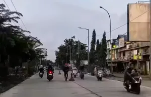 “Pulau” di Jalan H. Nonon Sonthanie Lenyap, Sebelumnya Rusak Parah dan Dikeluhkan Warga