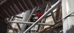 Bikin Panik, Pria Diduga Hendak Bunuh Diri di JPO Mega Bekasi Hypermall Akhirnya Selamat